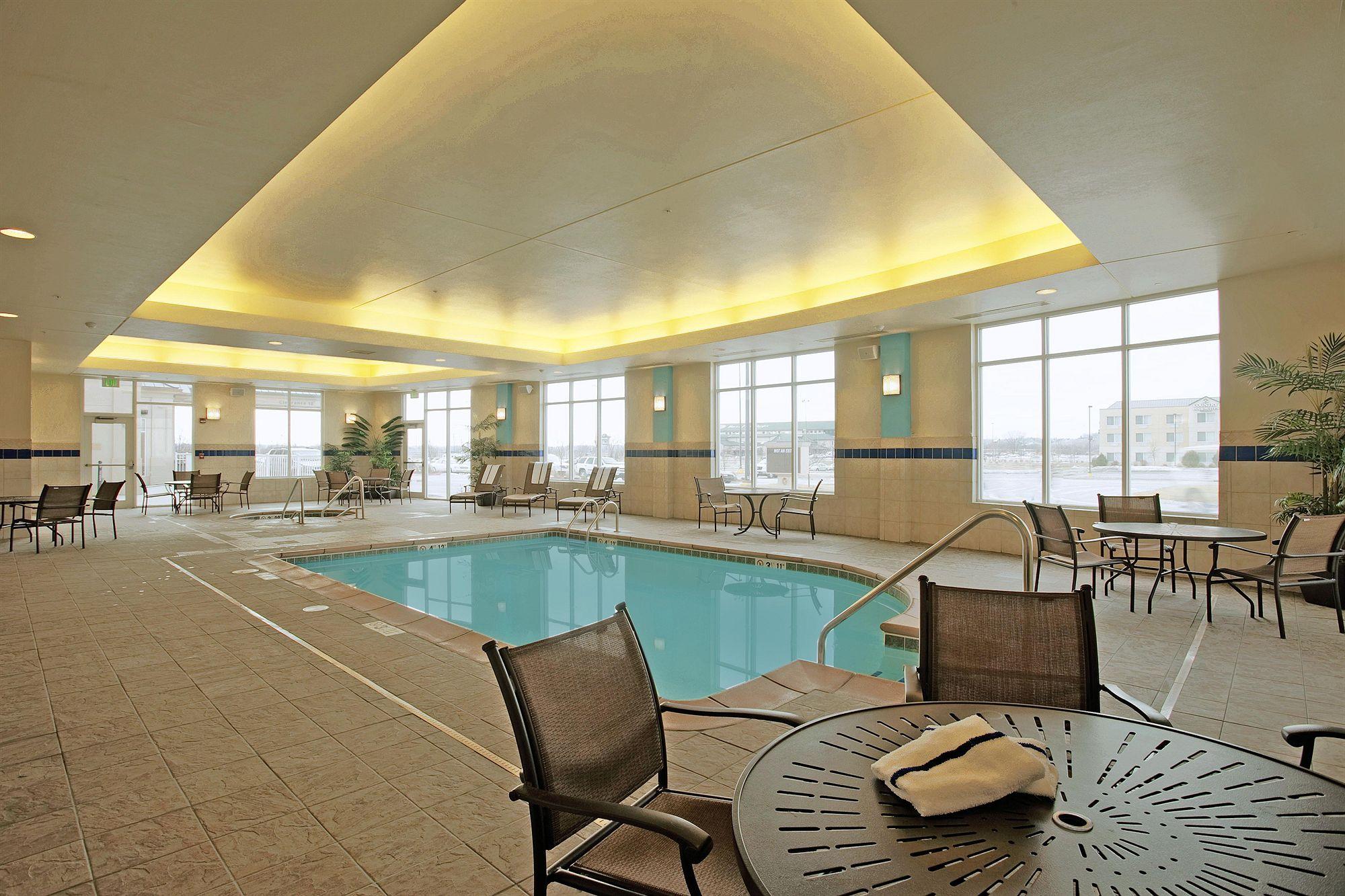 Hilton Garden Inn Omaha East/Council Bluffs Exterior photo